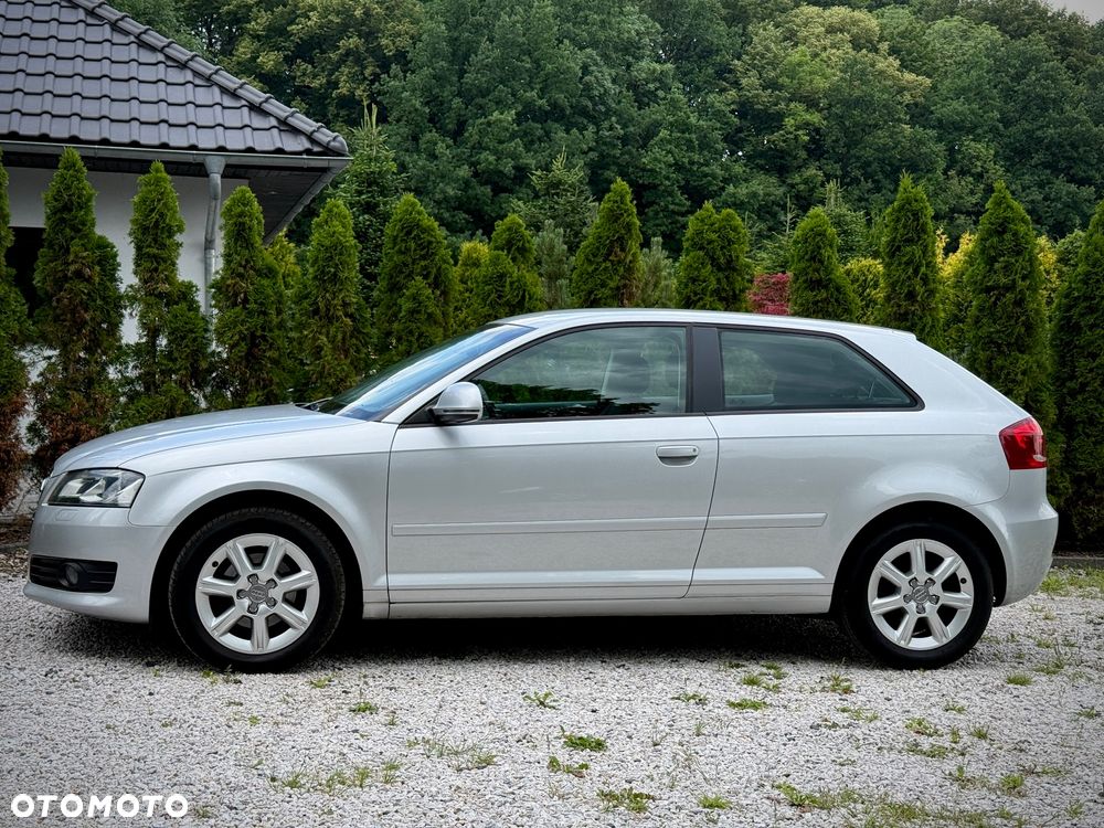 Audi A3 3-drzwiowe 1.6 S tronic Ambiente - 12