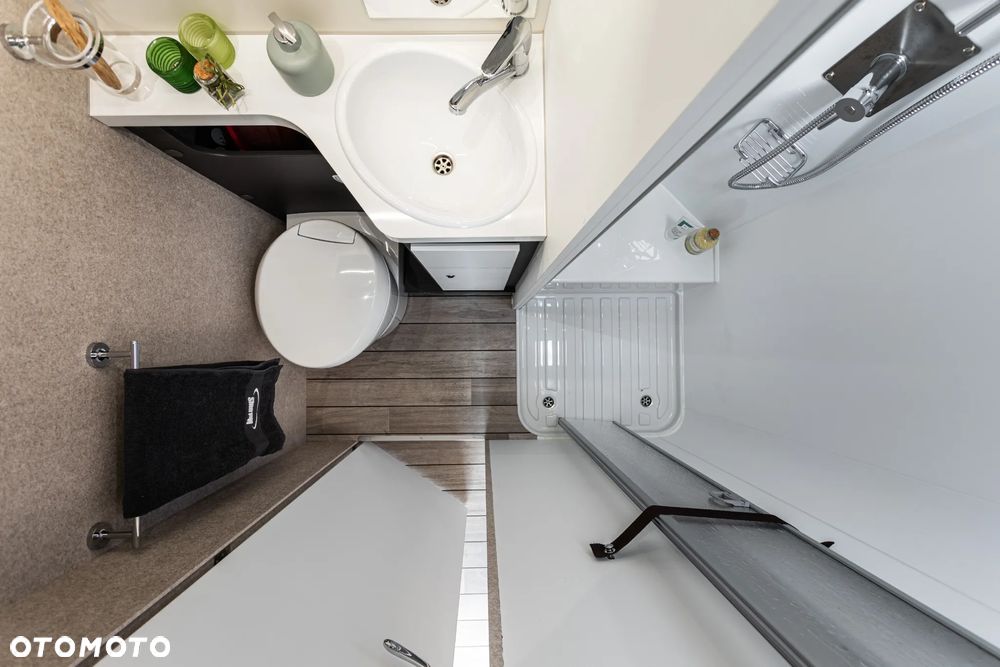 McLOUIS Glamys 322 - 7-osobowy - 15