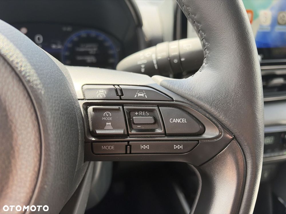 Toyota Yaris Hybrid 1.5 Executive - 26