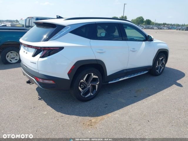 Hyundai Tucson - 4