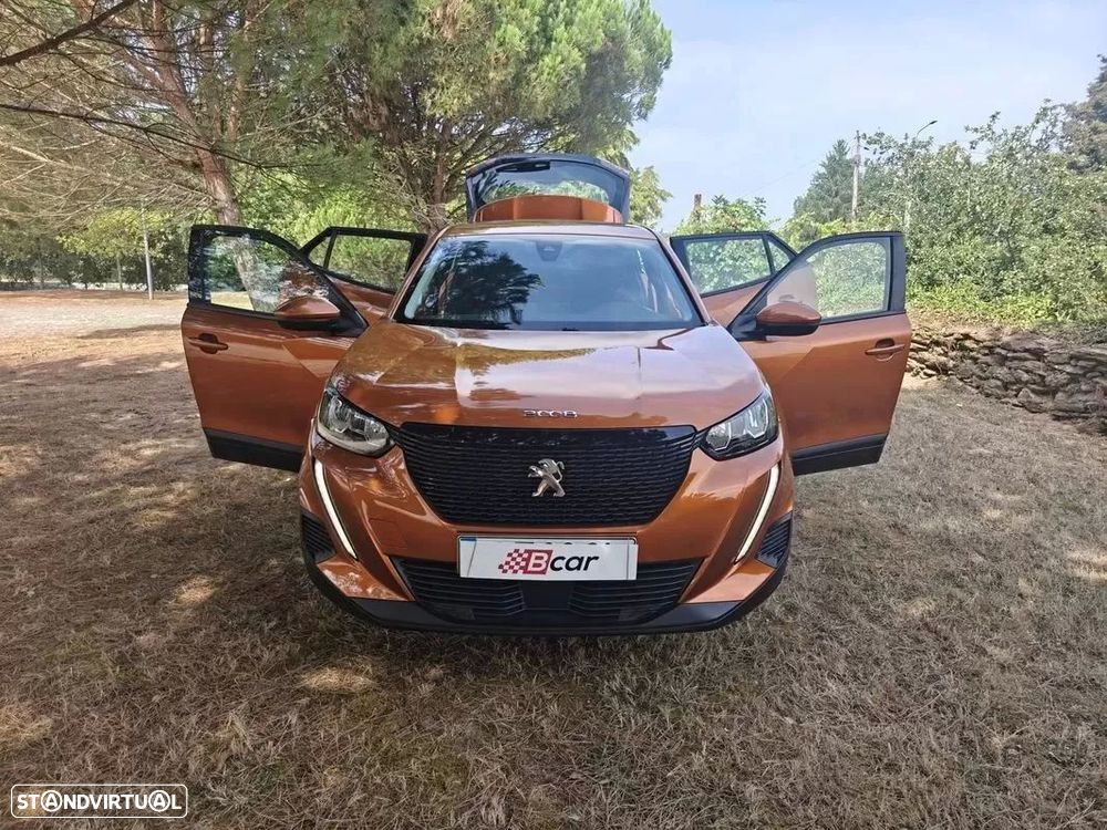 Peugeot 2008 1.2 PureTech Active Pack — fotografia 19