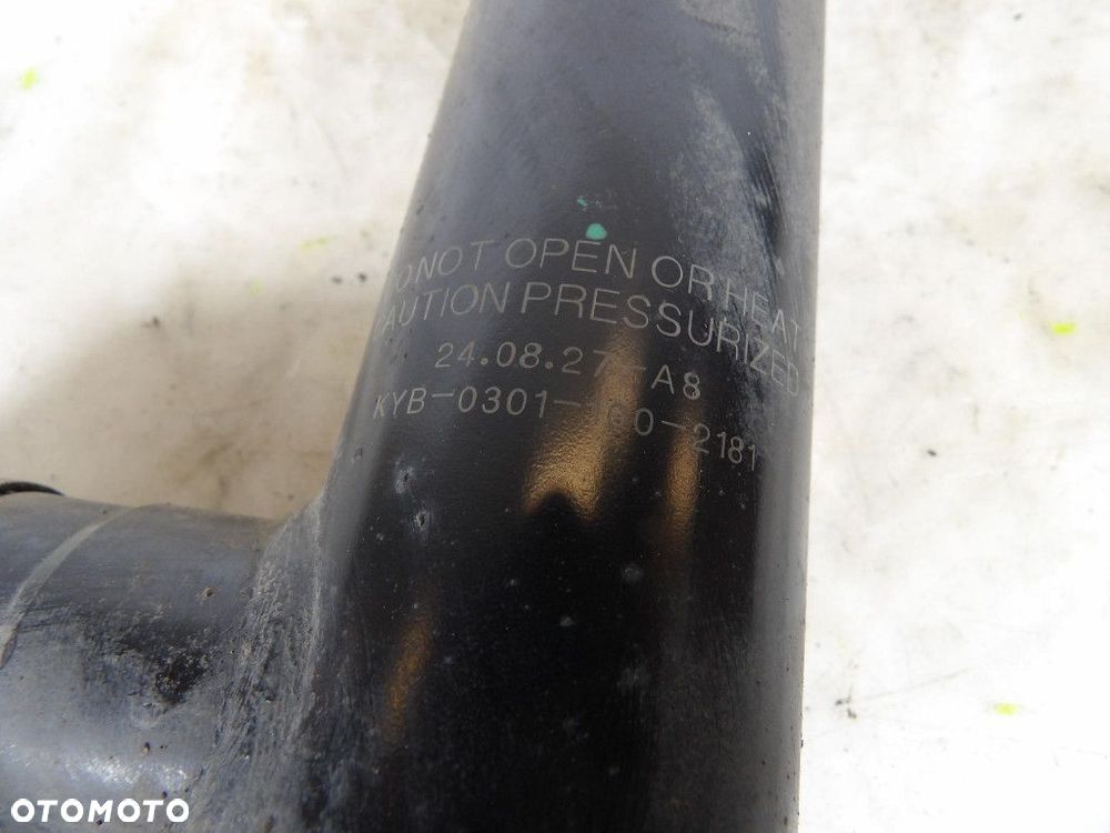 SKODA SUPERB IV 4 KOMBI AMORTYZATOR TYŁ LEWY KYB-0301-100-218 - 4