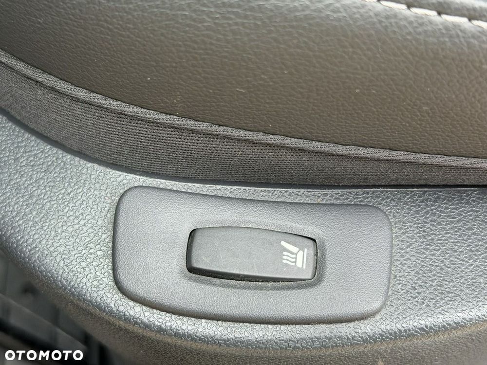 Renault Clio - 12