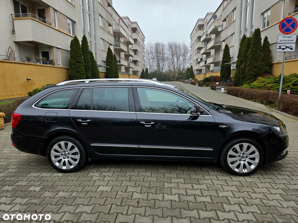 Skoda Superb 2.0 TDI 4x4 L&K DSG - 1