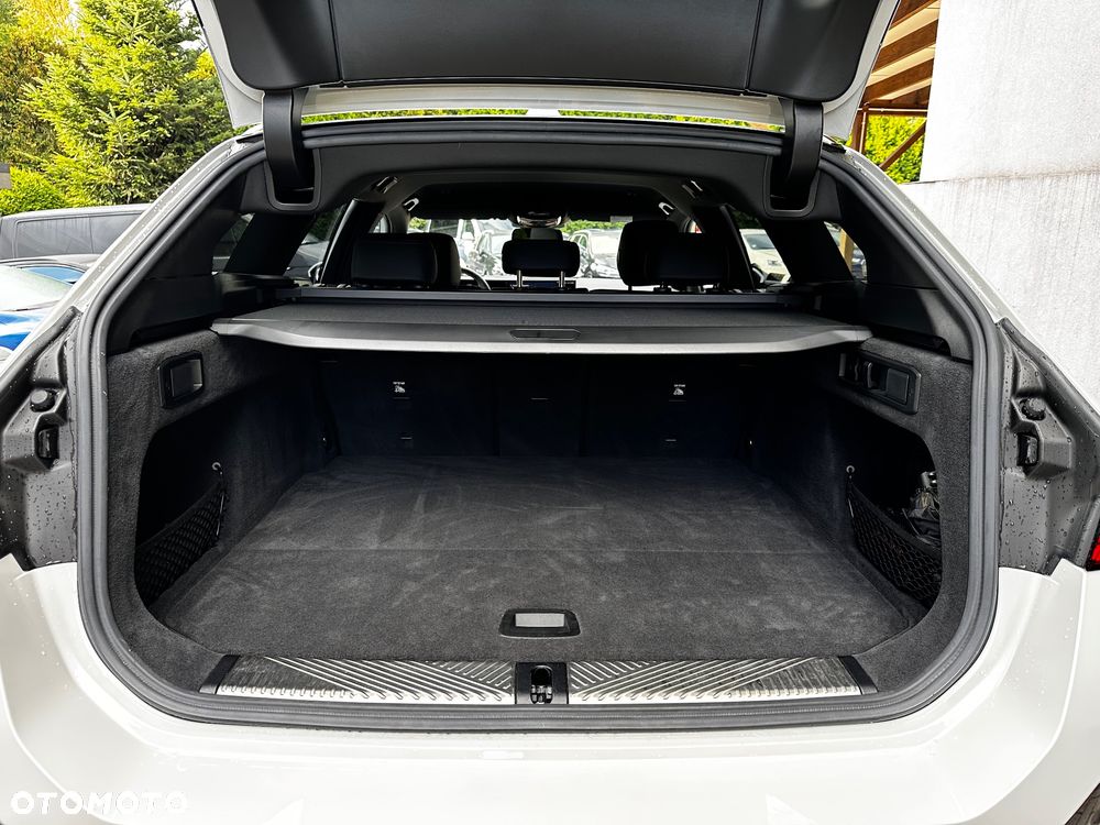 BMW Seria 5 520d Touring - 29
