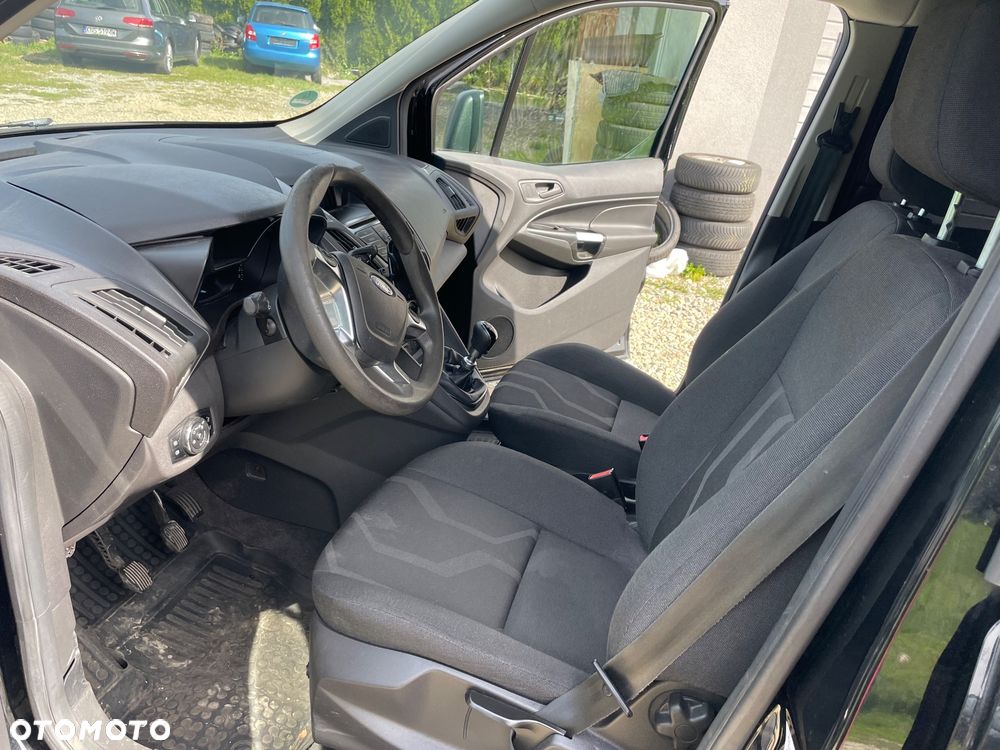 Ford Tourneo Connect - 15