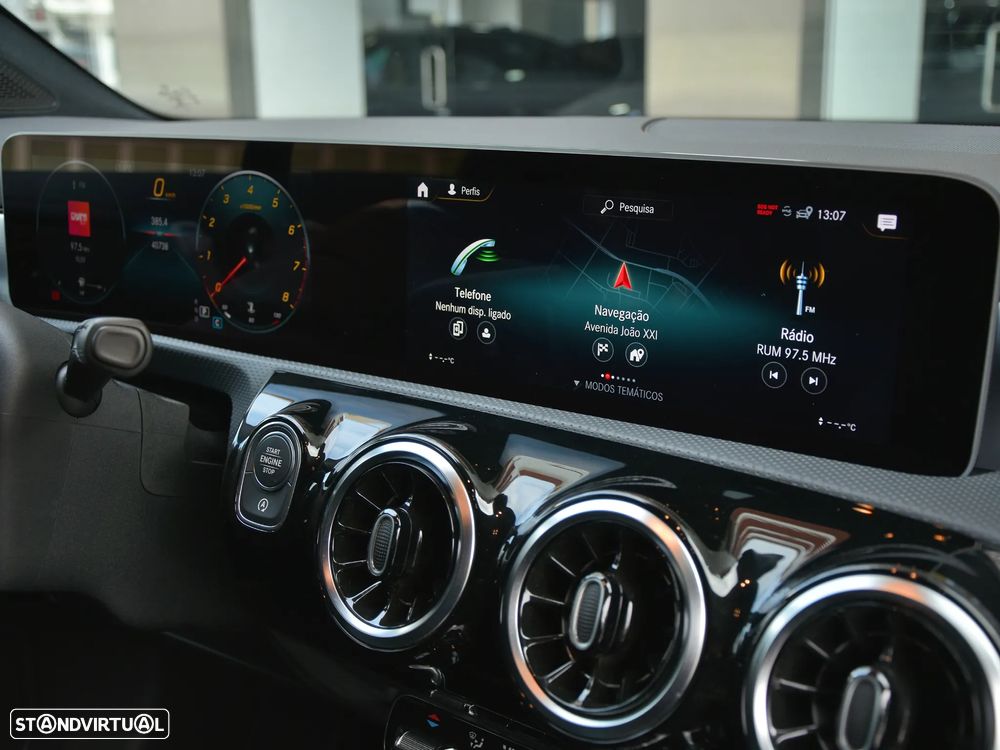 Mercedes-Benz CLA 180 7G-DCT AMG Line - 18