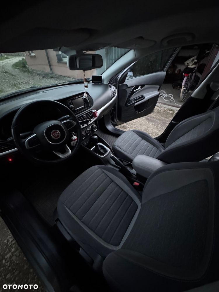 Fiat Tipo 1.4 16V Lounge - 9