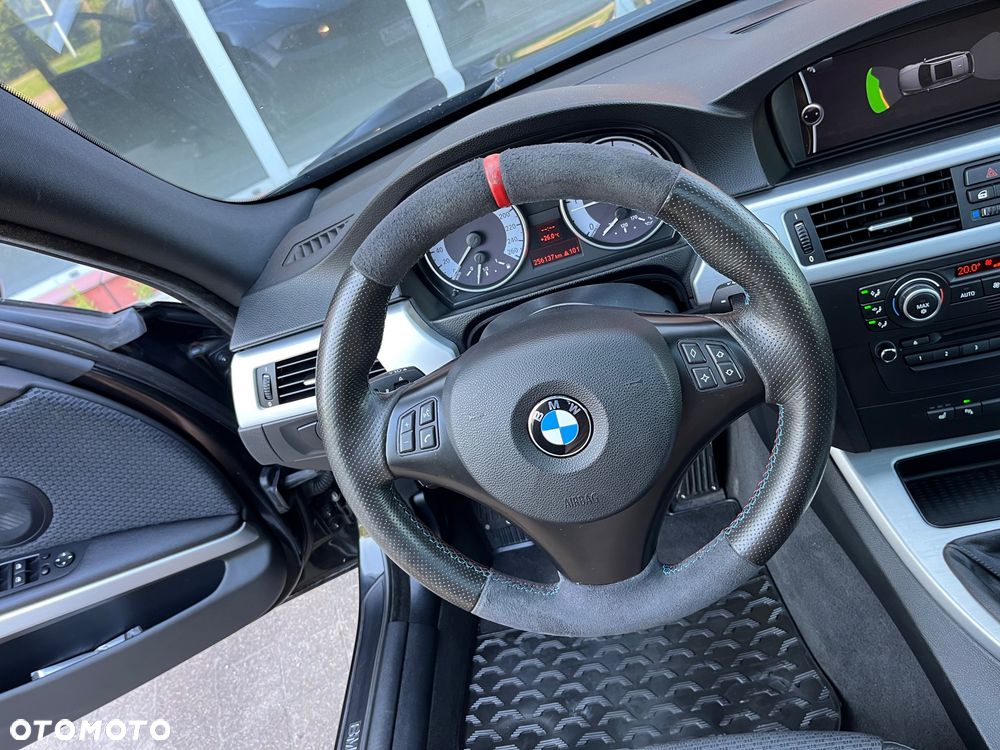 BMW Seria 3 320d DPF Blue Performance Edition Fleet Sport - 35