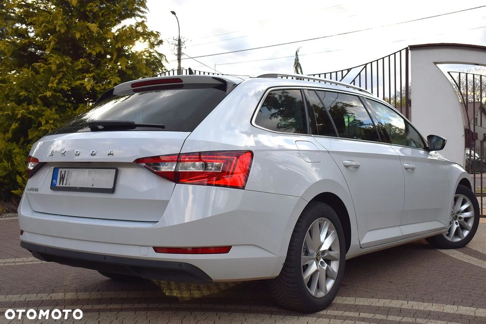 Skoda Superb 2.0 TDI SCR Style - 17