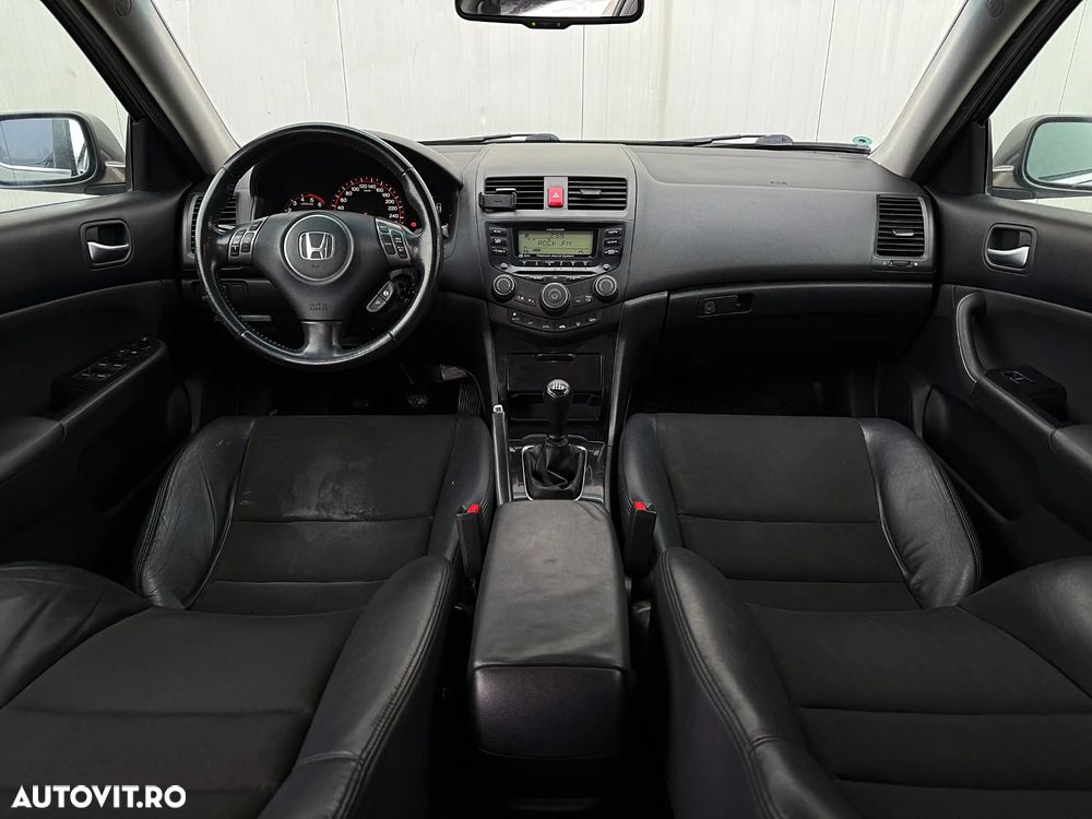 Honda Accord 2.2i-CTDi 4 Door Executive - 5