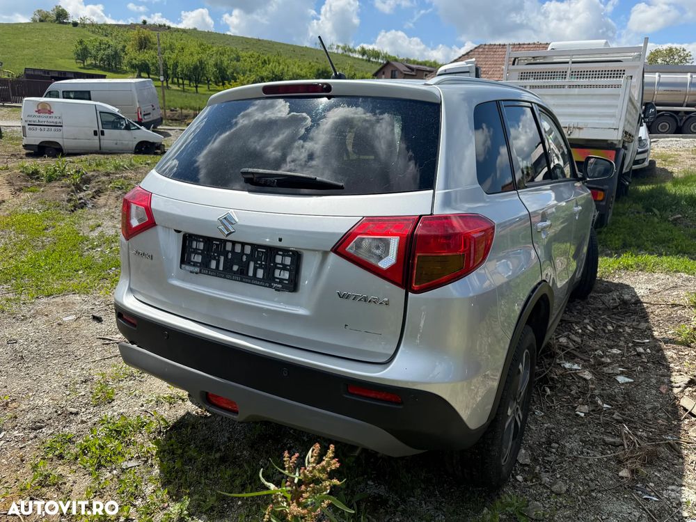 Suzuki Vitara 1.6 4X4 Luxus - 12