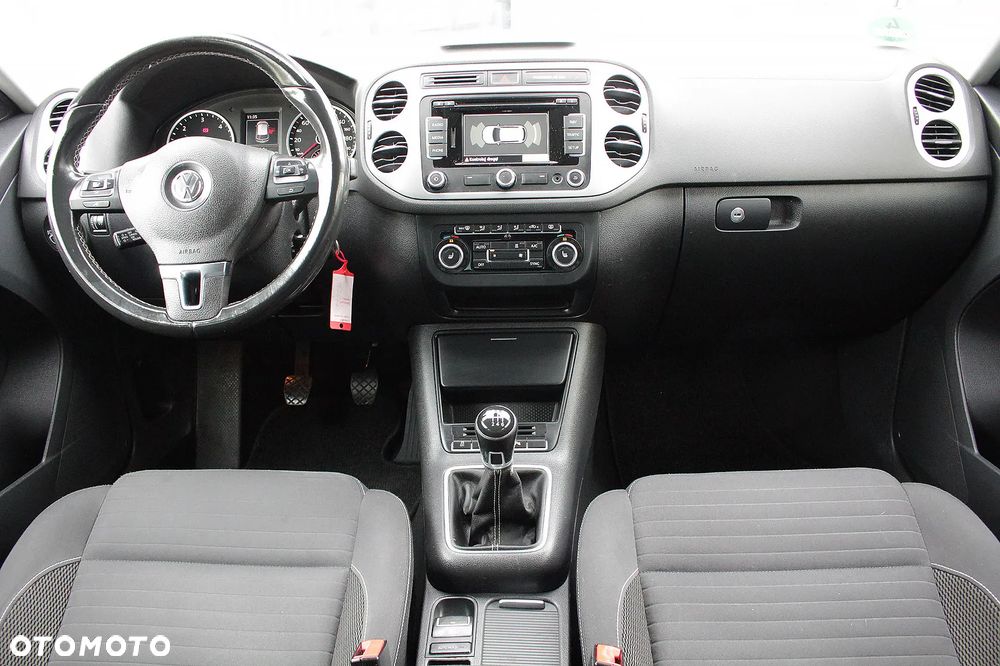 Volkswagen Tiguan 2.0 TDI DPF BlueMotion Technology Cup Sport & Style - 13