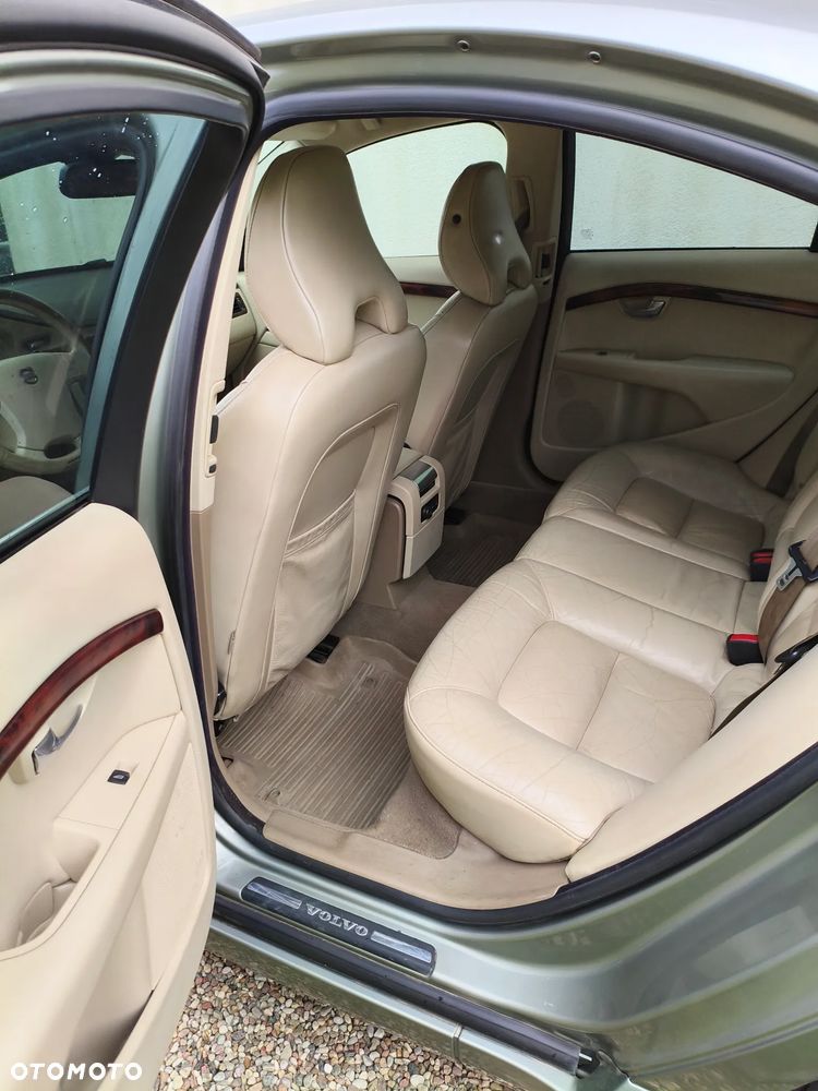 Volvo S80 2.4D Momentum - 8