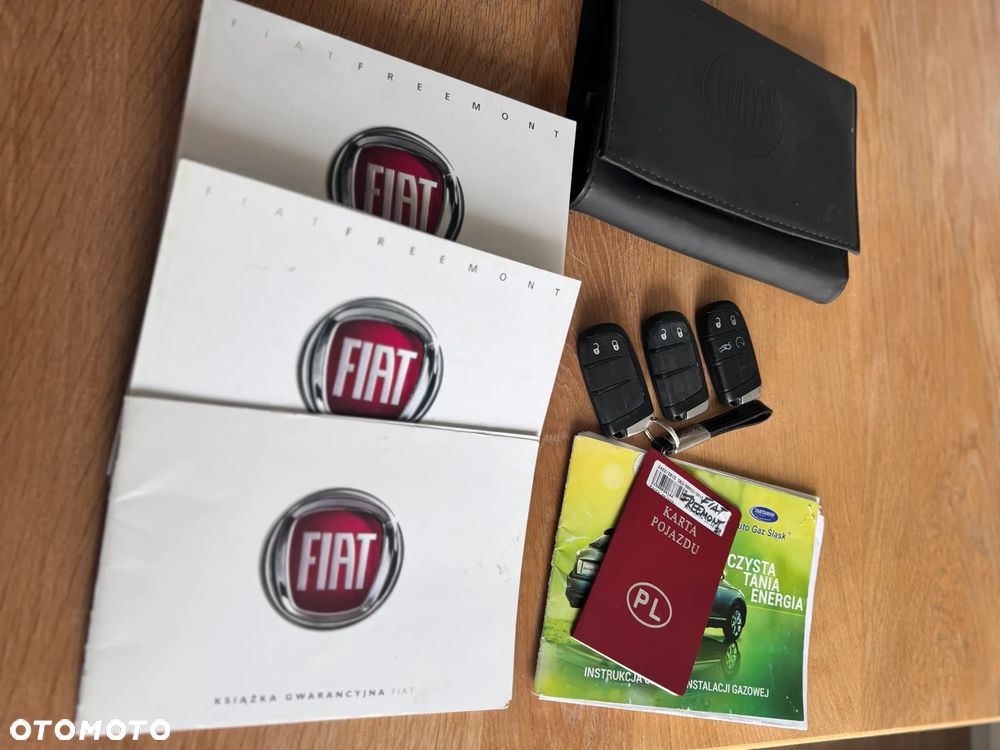 Fiat Freemont 3.6 V6 Black Code - 35