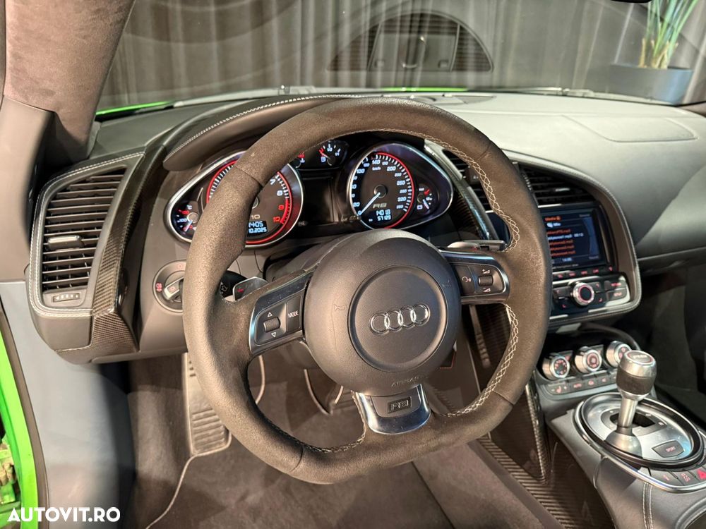 Audi R8 5.2 FSI Quattro R-Tronic - 21