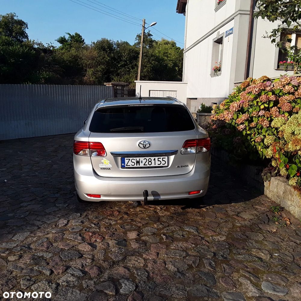 Toyota Avensis 2.0 D-4D Executive - 28