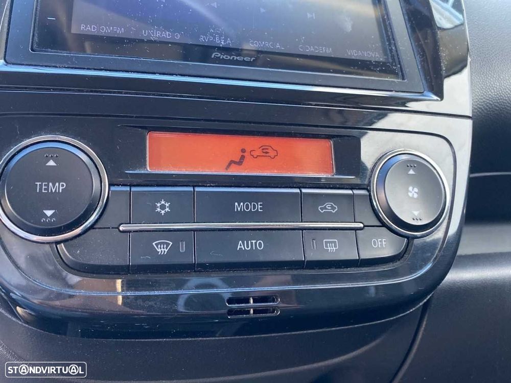 Mitsubishi Space Star 1.2 Intense Connect Edition - 15