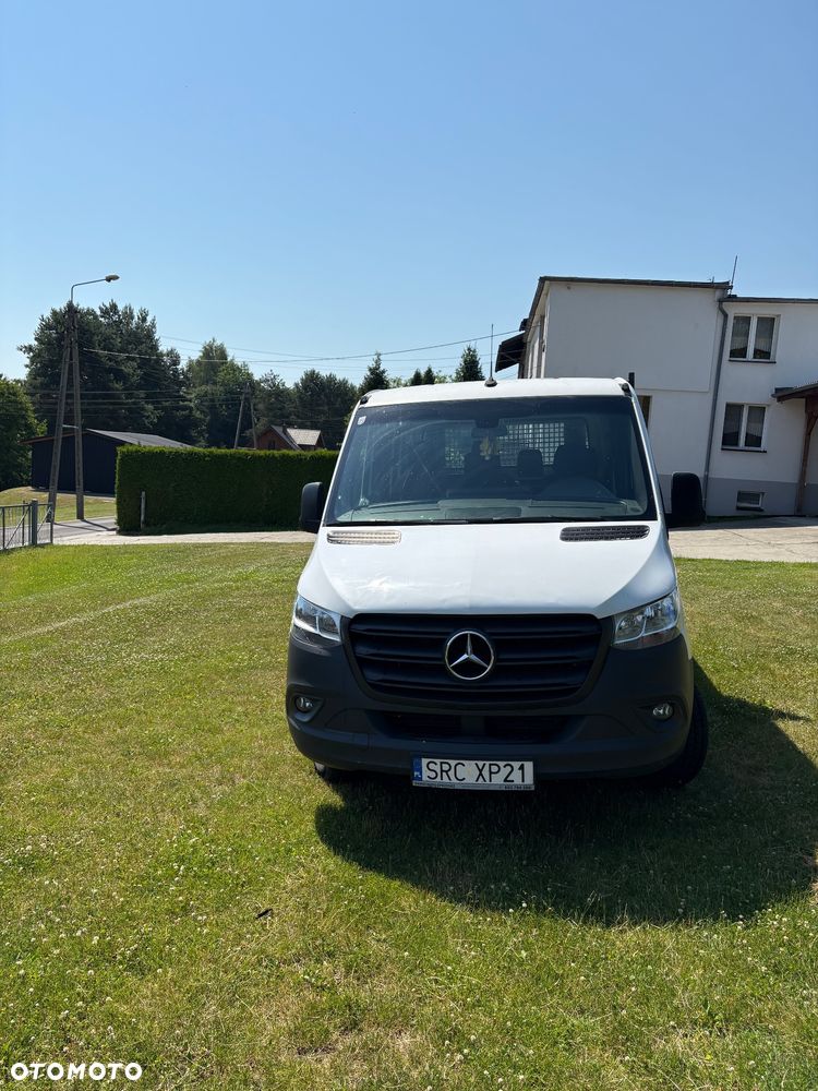 Mercedes-Benz Sprinter - 2