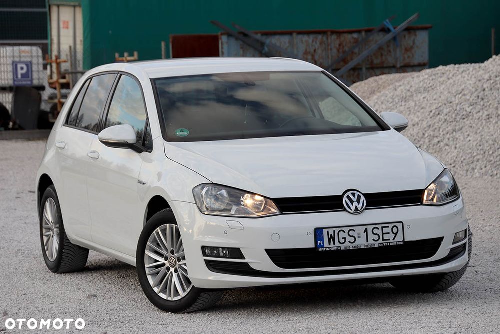 Volkswagen Golf - 2