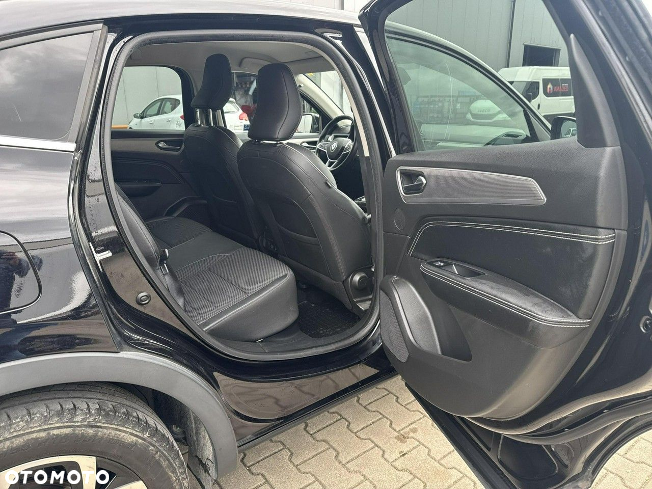 Renault Arkana 1.6 E-Tech Full Hybrid 145 Techno MMT - 17