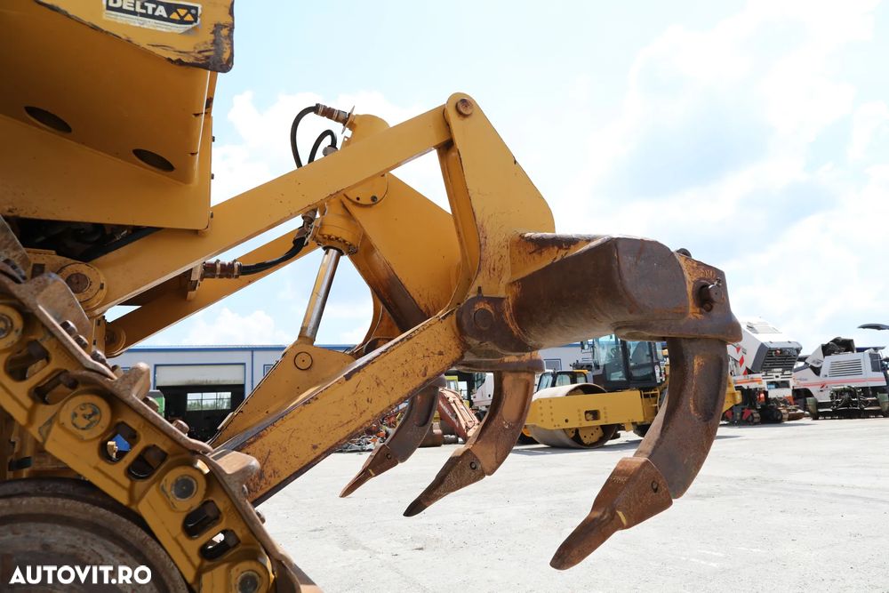 Caterpillar D6 T XL - 13