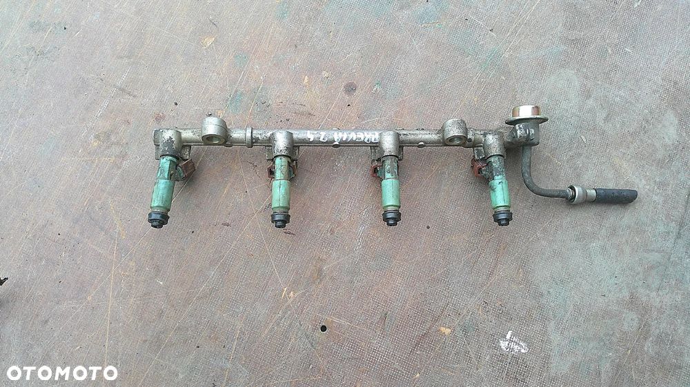 TOYOTA PREVIA II 2.4 VVTI LISTWA WTRYSKOWA