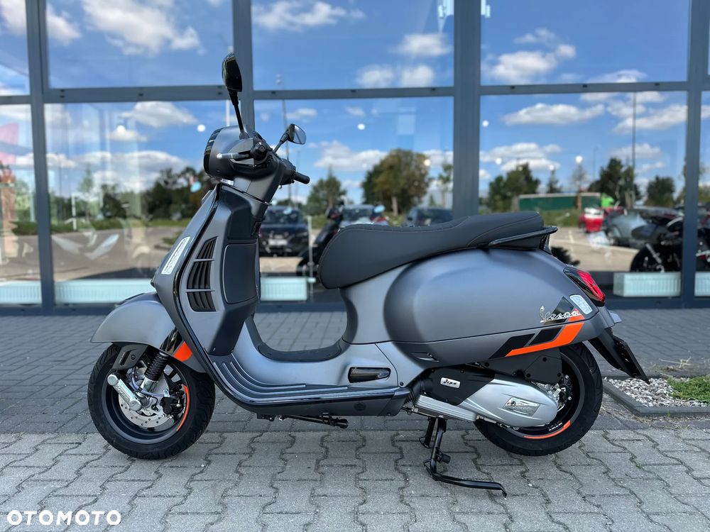 Vespa GTS - 4