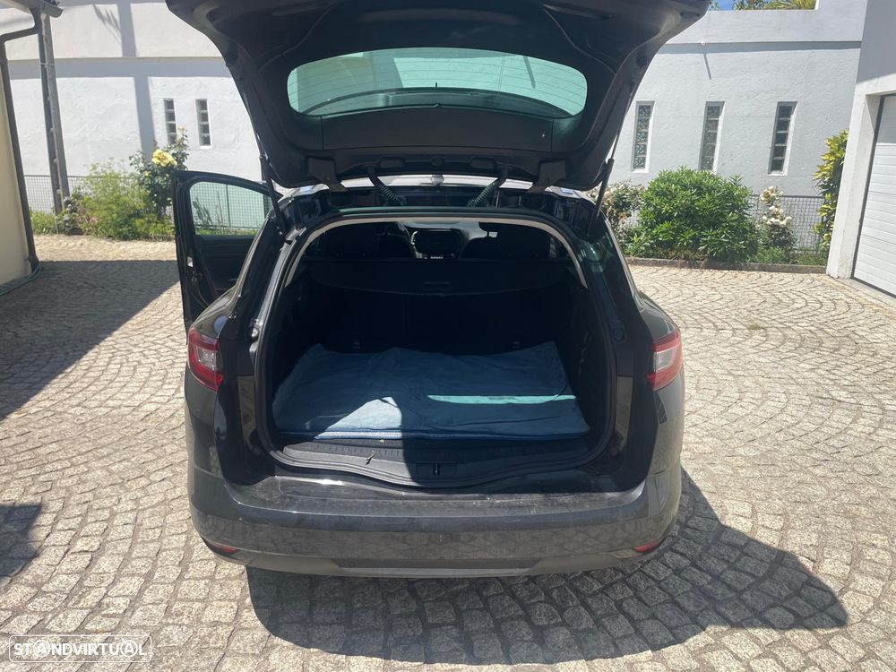 Renault Mégane Sport Tourer 1.5 Blue dCi Limited - 8