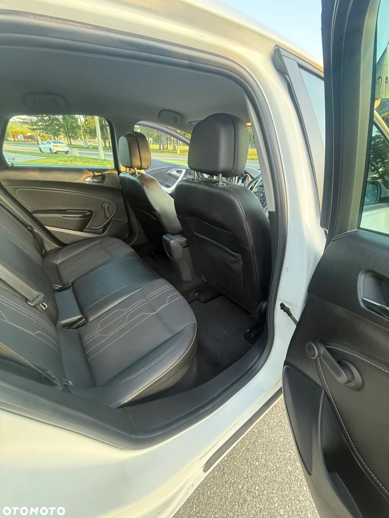 Opel Astra IV 1.4 T Edition 150 - 19