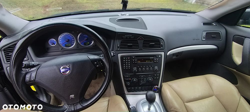 Volvo V70 2.5 R - 14