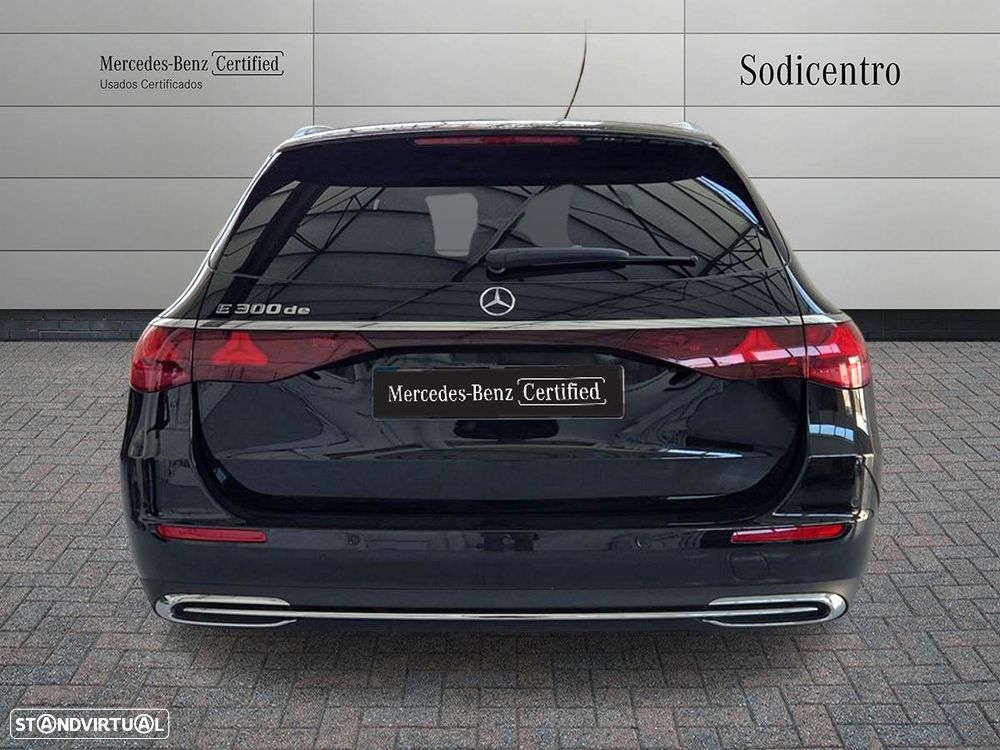 Mercedes-Benz E 300 de - 9