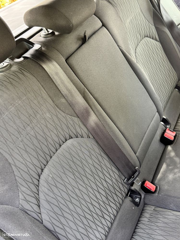 SEAT Leon ST 1.6 TDI Style Ecomotive - 25