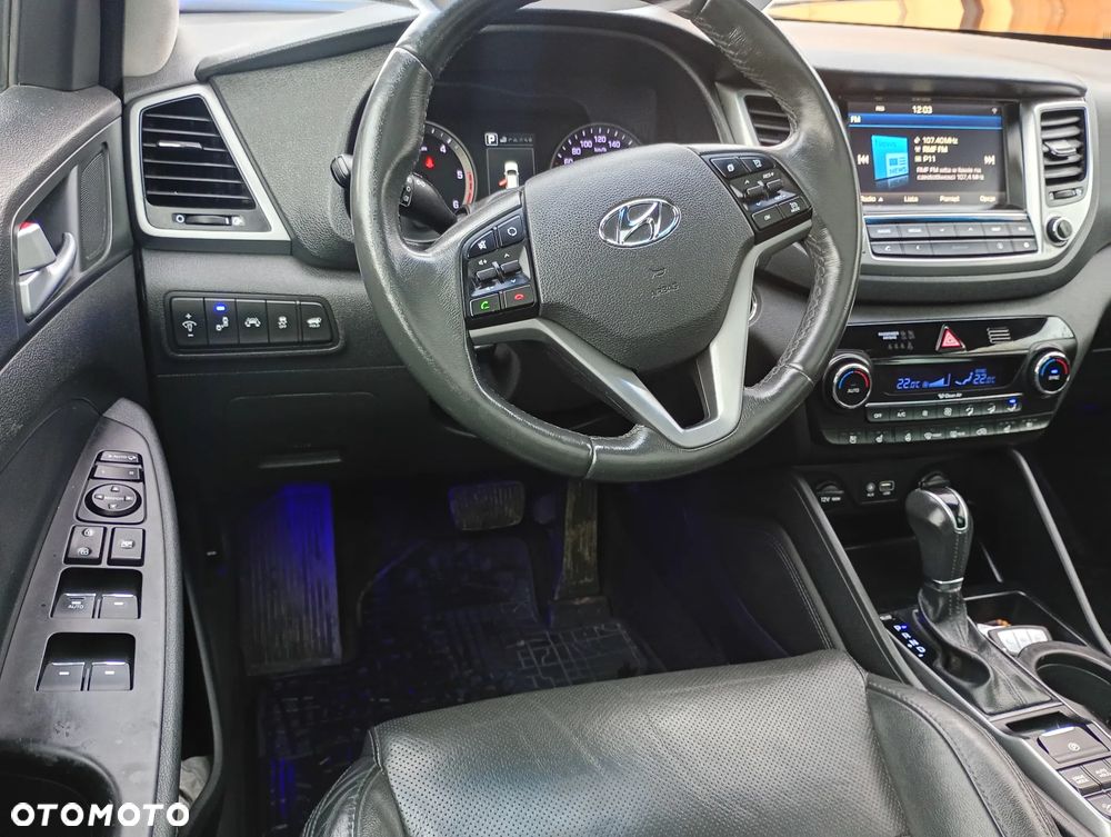 Hyundai Tucson 2.0 CRDI 4WD Automatik Premium - 13