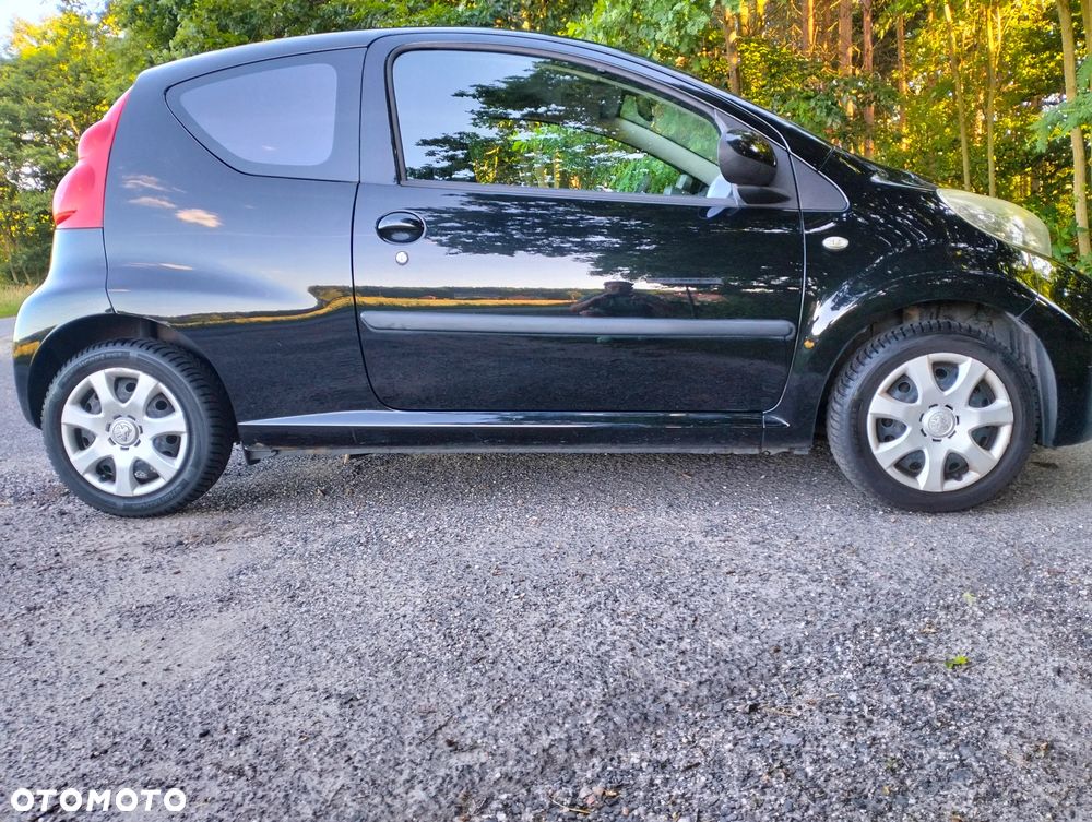 Peugeot 107 70 Petit Filou - 24