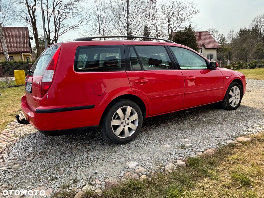 Ford Mondeo 2.0 TDCI DPF Ambiente - 4