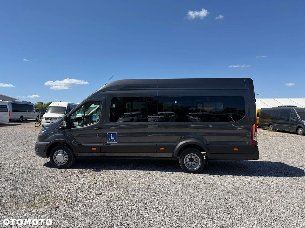 Ford Transit - 9