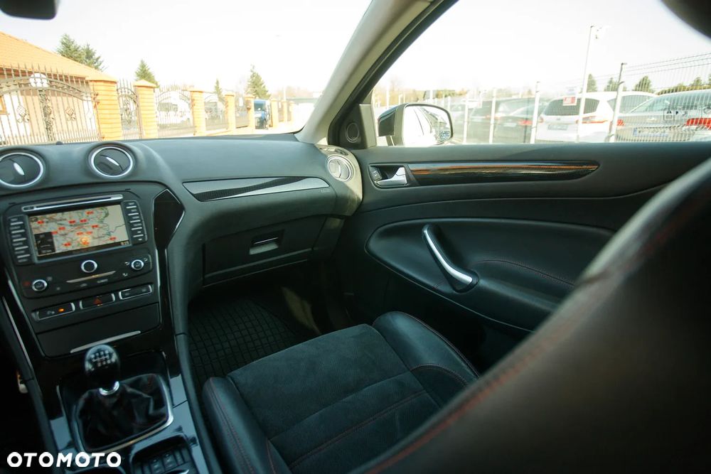 Ford Mondeo 2.0 TDCi Titanium S - 33