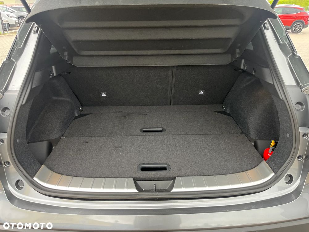 Nissan Qashqai 1.3 DIG-T MHEV N-Connecta Xtronic - 17