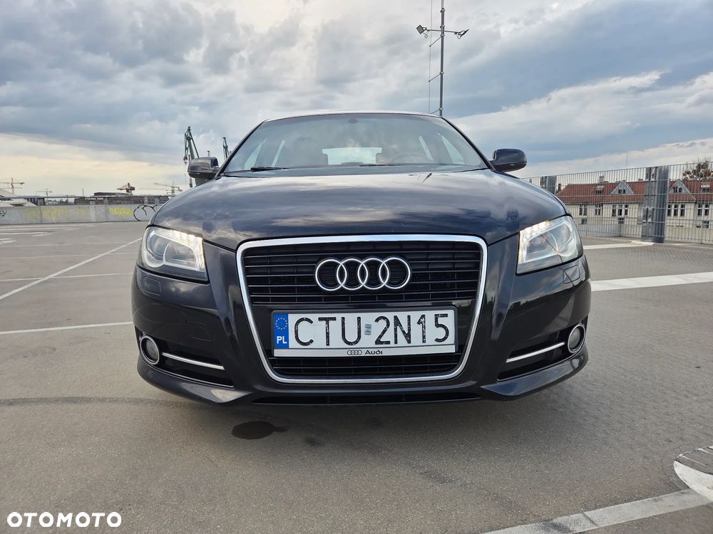 Audi A3 Sportback 2.0 TDI DPF S line Sportpaket plus - 9