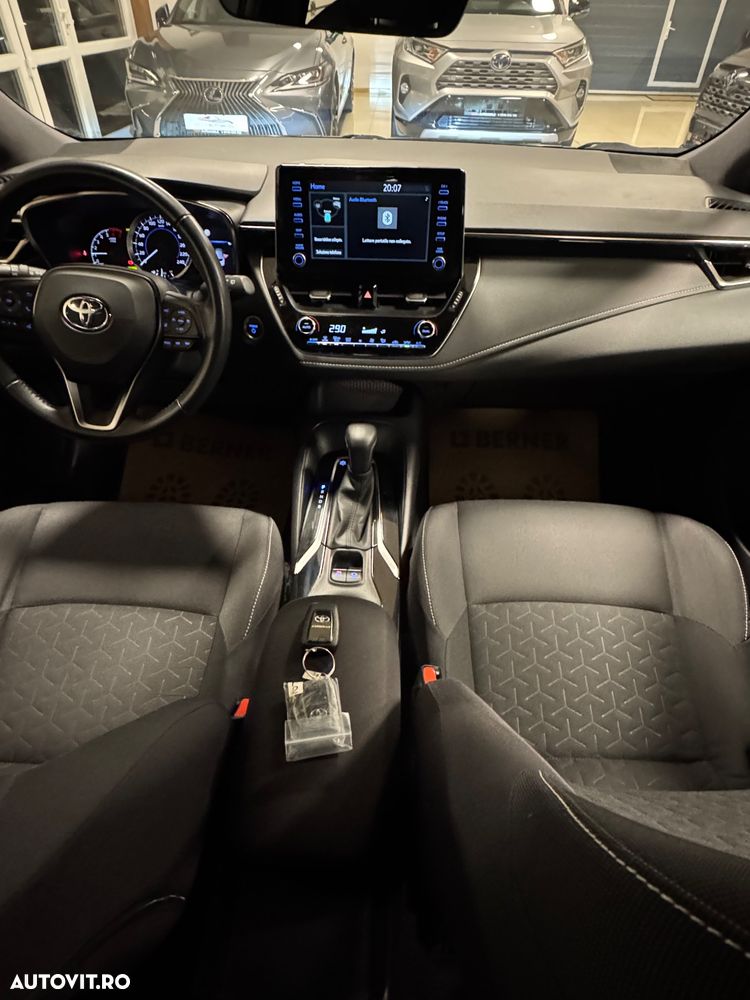 Toyota Corolla 1.8 HSD Dynamic - 13