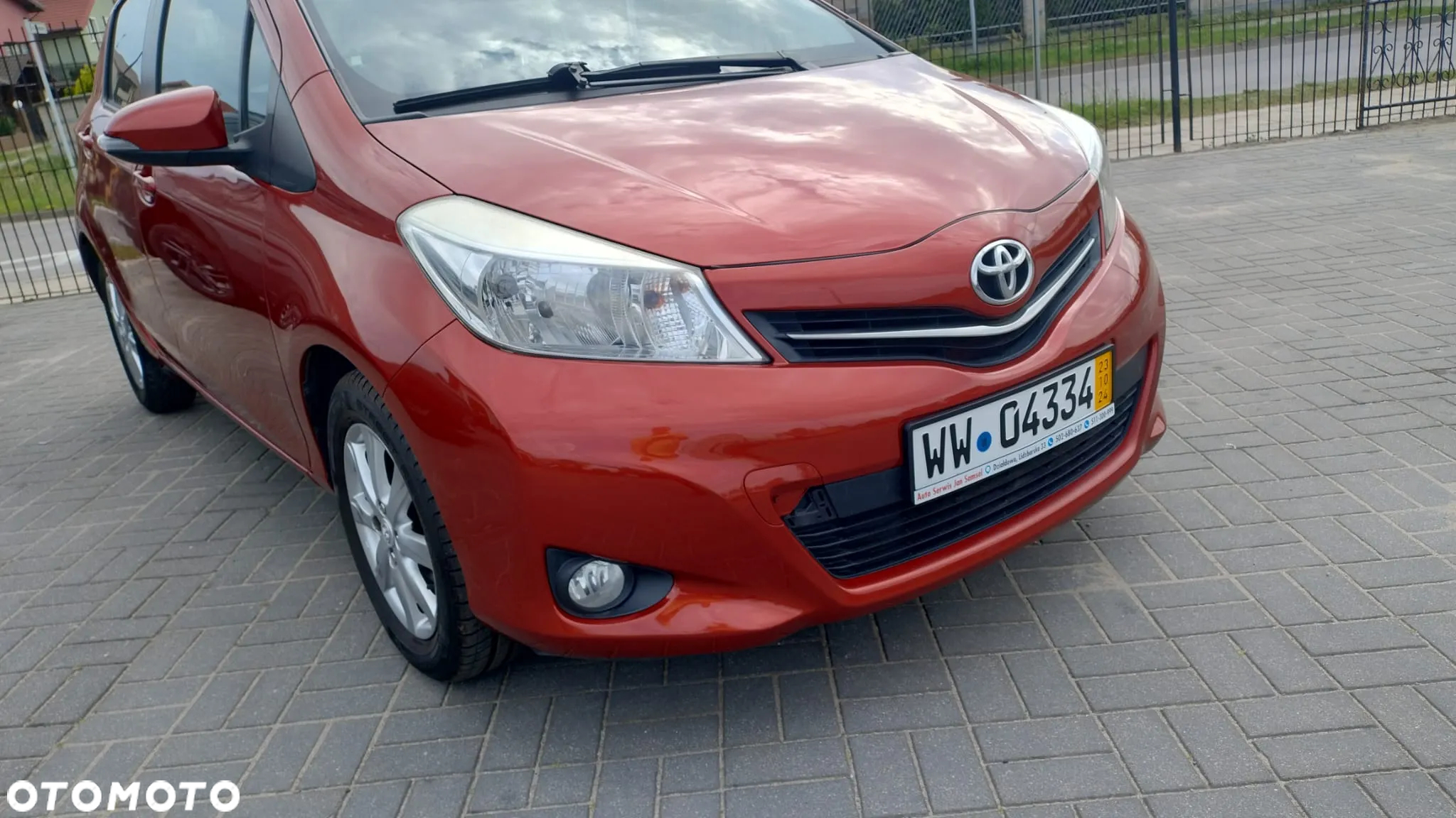 Toyota Yaris 1.0 Premium - 8