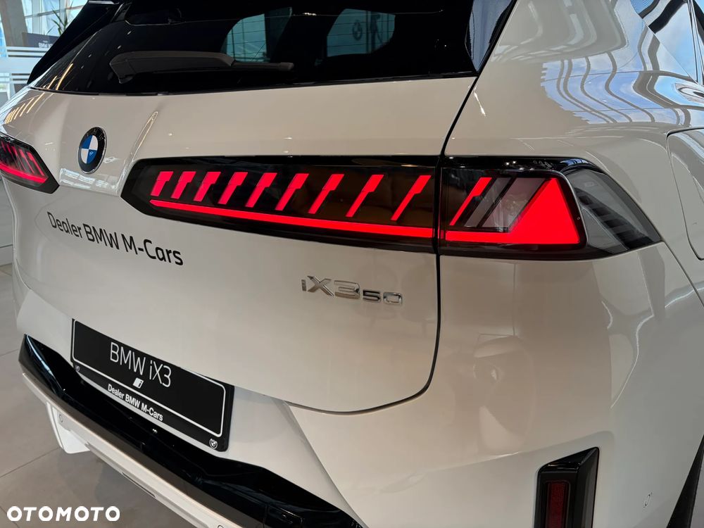 BMW iX3 - 5