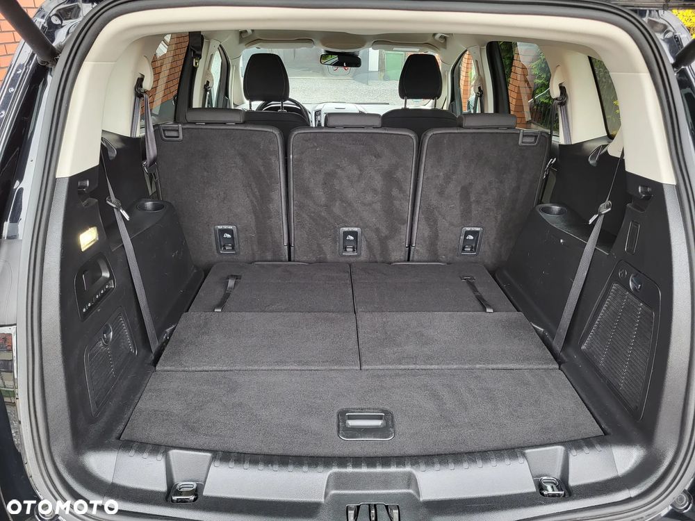 Ford S-Max 2.0 EcoBlue Titanium - 24