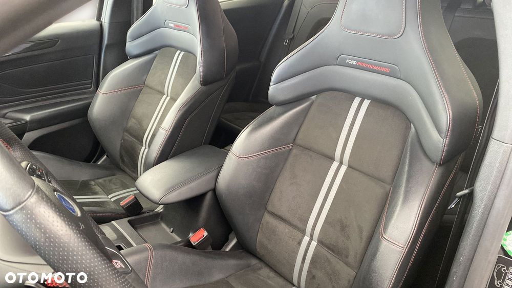 Ford Focus 2.3 EcoBoost ST X - 11