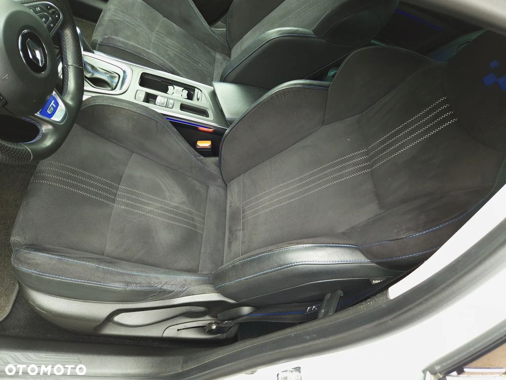 Renault Megane 1.6 TCe GT EDC - 36