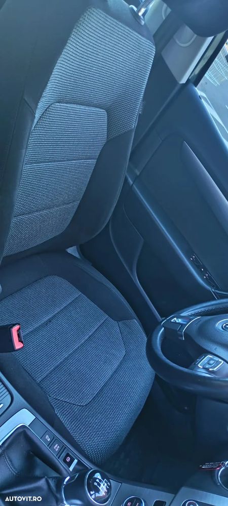 Volkswagen Passat - 9