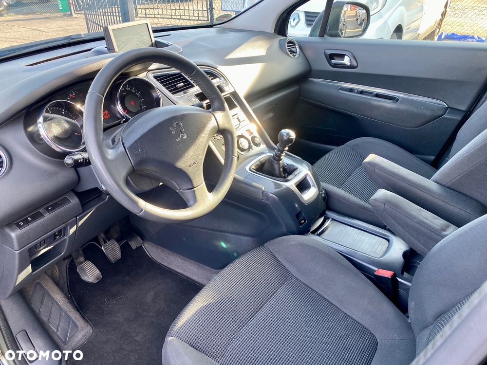 Peugeot 5008 2.0 HDi Active 7os - 17