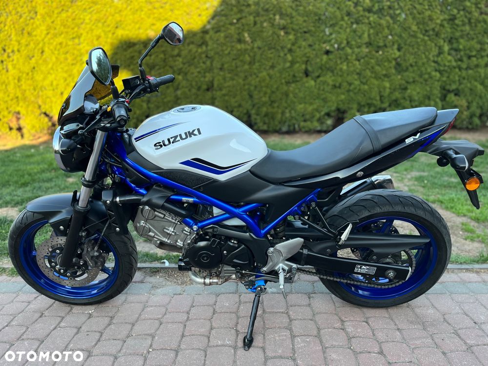 Suzuki SV - 9