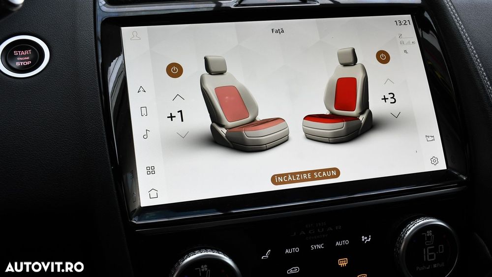 Jaguar E-Pace P300e AWD R-Dynamic HSE - 17